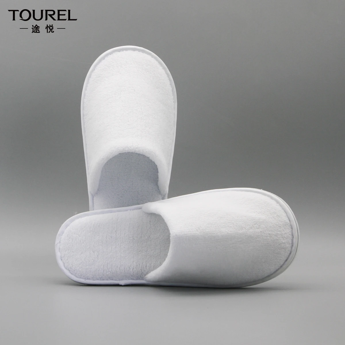 Luxury Hotel Disposable Slippers Closed Toe Luxury White Coral Fleece Eva Sole Spa 5 Star Hotel Slippers With Logo