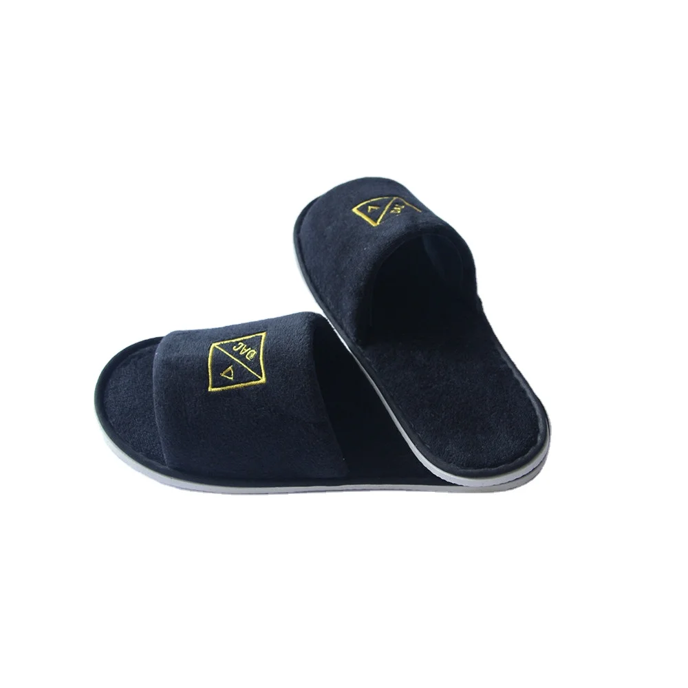 Chausson d&rsquo;h&ocirc;tel jetable en velours de coton &agrave; bas prix, doux, personnalisable, avec caract&eacute;ristique recyclable